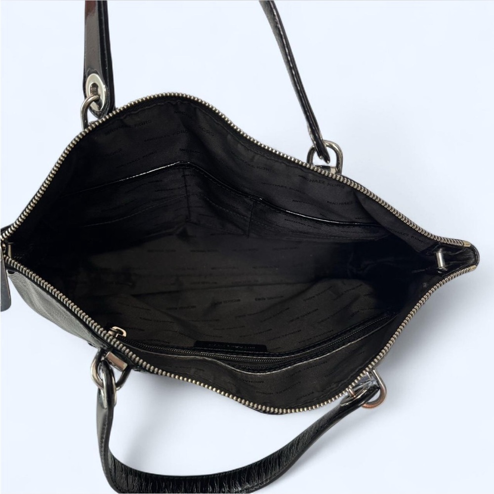 Michael Kors Shiny Black Shoulder Bag - Picture 3 of 8